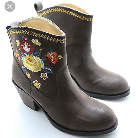 Rocket Dog Shoes - Rocket Dog Floral boots